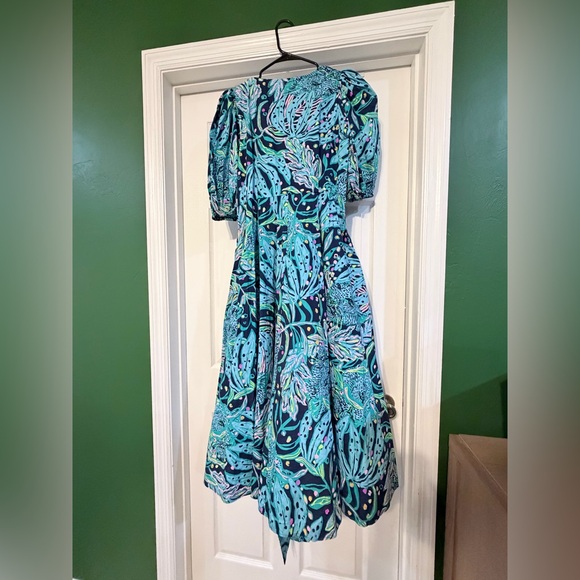 Lilly Pulitzer Dresses & Skirts - Lilly Pulitzer Vibrant Blue Asymmetrical Dress